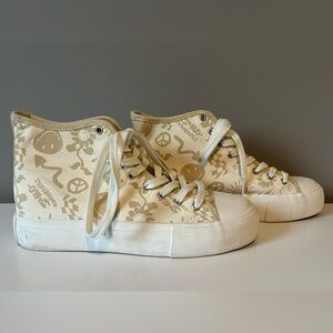 American Eagle Shoes